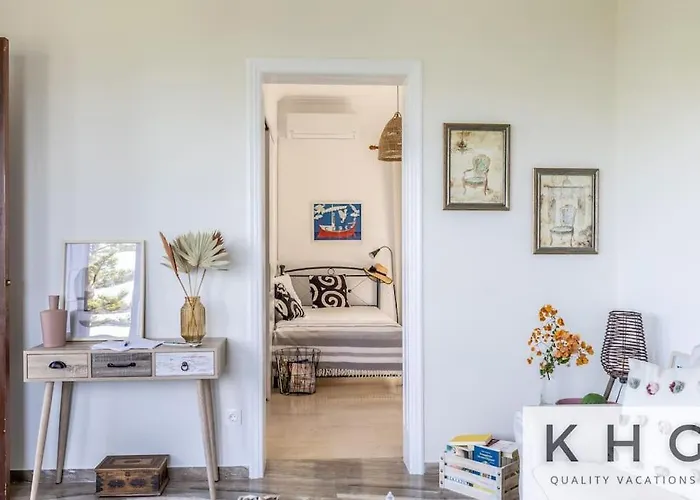 Théa Lassi 2 Bedroom Apartment, First Floor Appartamento *