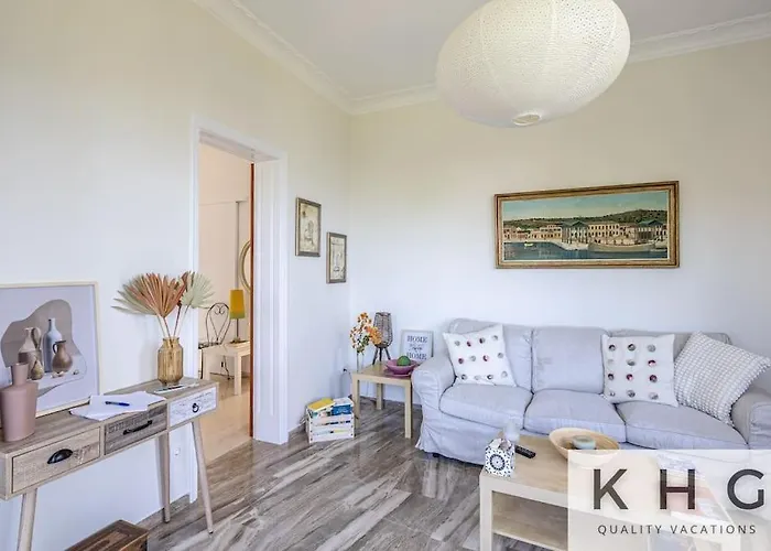 Théa Lassi 2 Bedroom Apartment, First Floor Appartamento