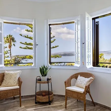 Thea Lassi 2 Bedroom Apartment, First Floor * أرغوستولي